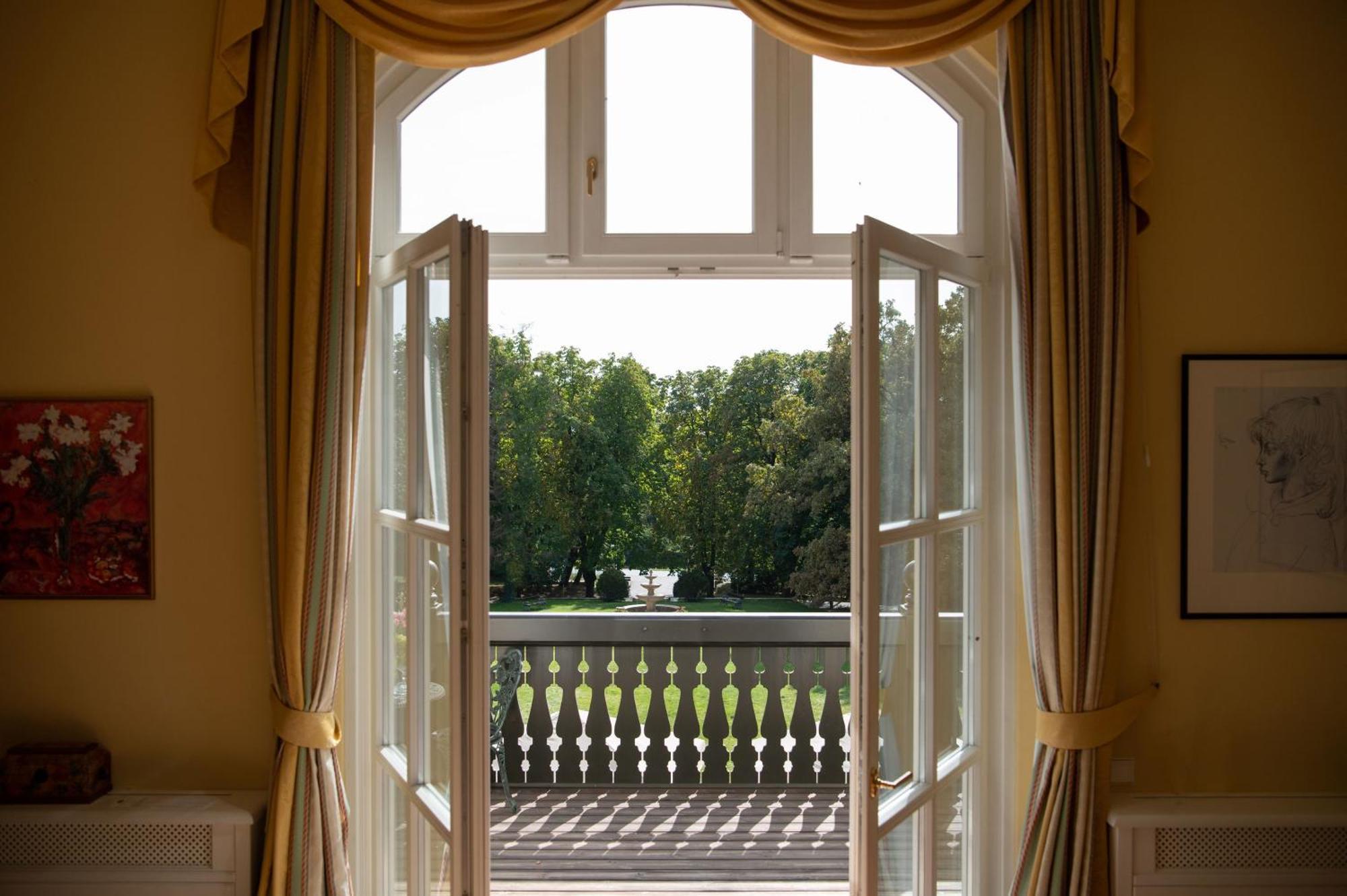 Castle Hotel Grof Degenfeld Tarcal Exterior foto