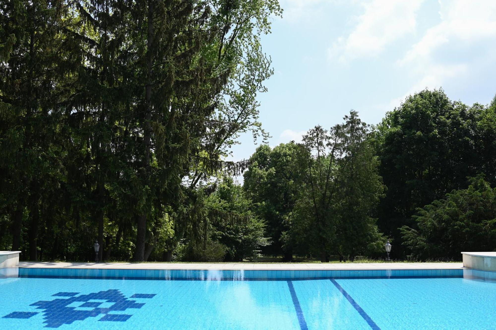 Castle Hotel Grof Degenfeld Tarcal Exterior foto